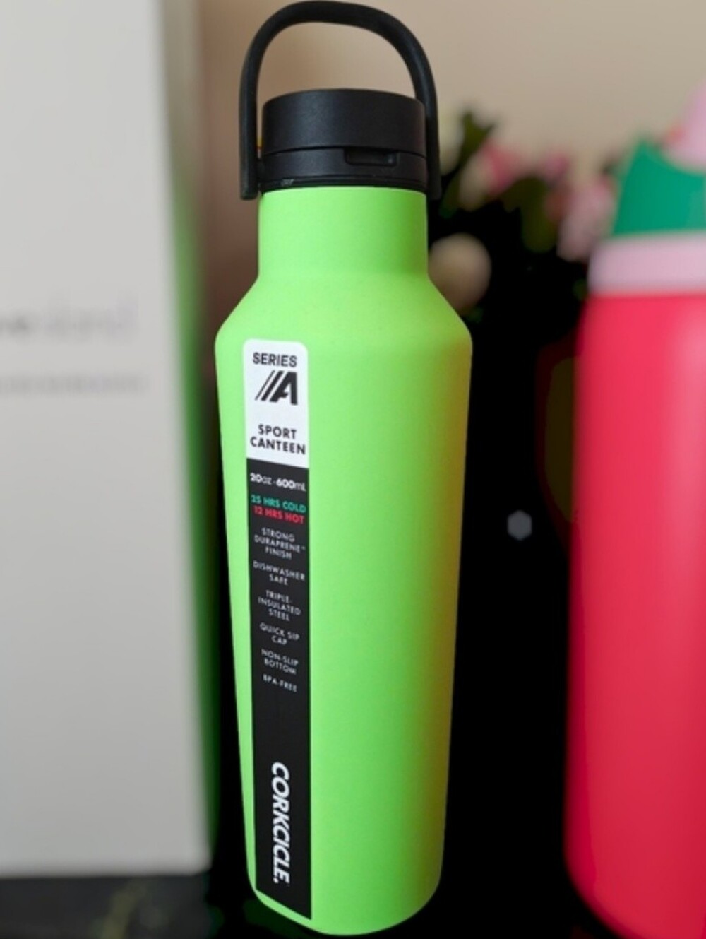 NEW Corkcicle Series A Sport Canteen - Margarita Lime Green 20 Oz Water Bottle